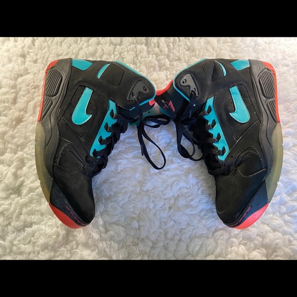 Nike Air Flights Men’s Size 11 - Picture 9 of 9